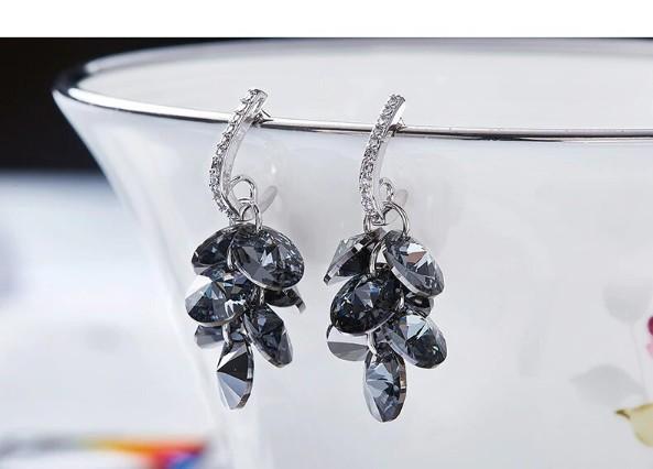 'Onyx Vines' Black Cluster Grapevine Earrings