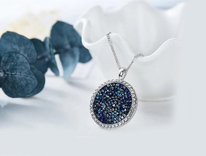 'Blue Druzy Bliss' Circular Pendant Necklace